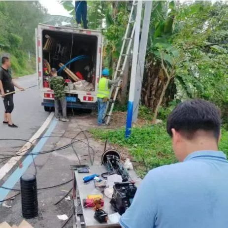 跨区驰援，，，，与时间赛跑——怀集j9数字站中心机房恢复供电-j9数字站官方网站—j9数字站